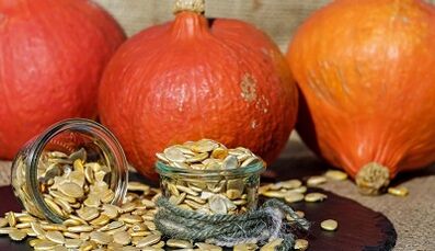 Pumpkin seeds for the treatment of prostatitis